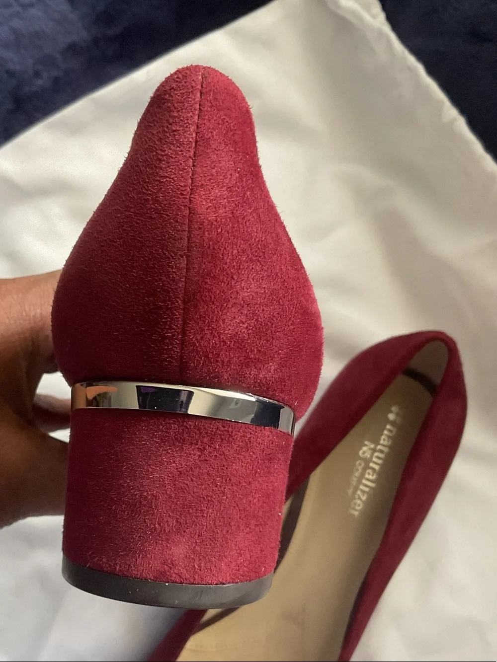 Naturalizer suede pumps